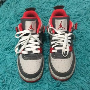 JORDAN GIRLS AJF4 GS SIZE: 6.5